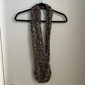 Super cute animal print light weight scarce